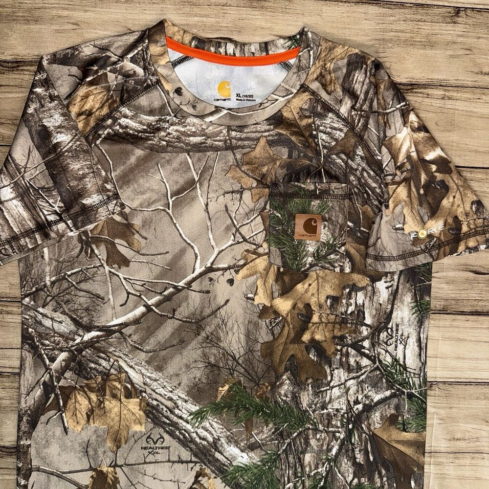 Carhartt Force Boys Size XL  Camo Short Sleeve Pocket Performance Realtree Shirt